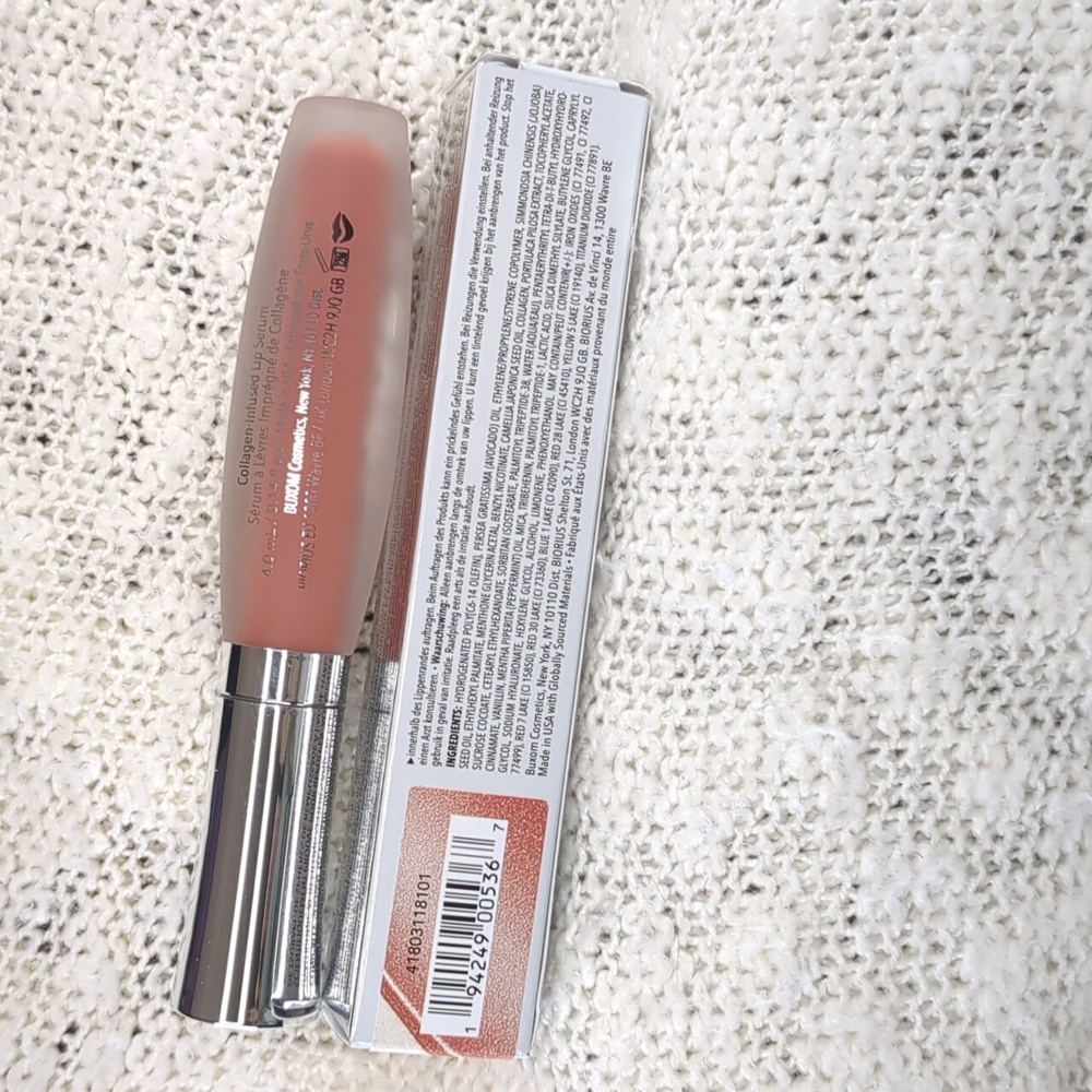 Buxom Plump Shot Sheer Tint in Plush Peach, 4ml/0.14fl oz - Picture 2 of 11